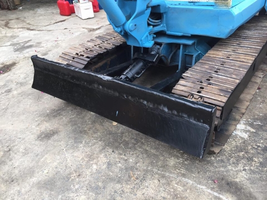 ขายครับแมคโครคูโบต้าPc40 พร้อมใช้งานเครื่องแน่นๆ เอวดีช่วงล่างแจ่ม บุ้งกี๋ใหม่ มีลายแย็กพร้อมมาลองขับดูก่อนครับ ขาย 175000 บาท