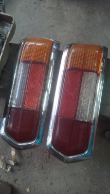 ไฟท้าย benz w108 ไฟท้าย benz w108