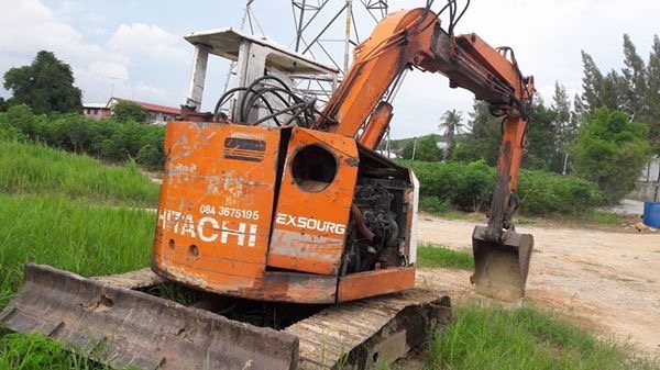 แบคโค Hitachi 50U