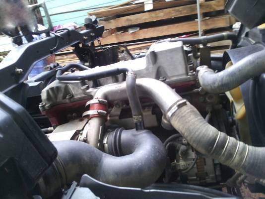 รถฮีโน่ 6 ล้อดั้ม FC9J 175 แรงม้า. ปี 56. , ( รถวิ่ง 1xx,xxx กม. ) สนใจติดต่อ 081 - 6079515