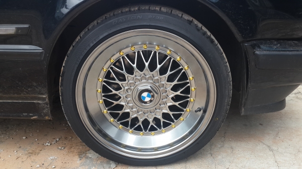 แม็ก bbs rs ขอบ 18 5 รู 120 ลดราคาเหลือ 29.500 ครับ แม็ก bbs rs ขอบ 18 5 รู 120 ลดราคาเหลือ 29.500 ครับ