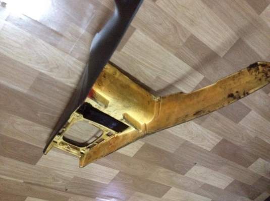 ขายคอนโซนกลาง e30 4ประตู ของครบตามรูป สภาพok ราคา1200 โทร0924462525โส กทม