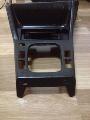 ขายคอนโซนกลาง e30 4ประตู ของครบตามรูป สภาพok ราคา1200 โทร0924462525โส กทม