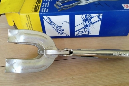 ขายคีมล็อค VISE GRIP 9r MADE IN USA.ใหม่เก่าเก็บ ขายคีมล็อค VISE GRIP 9r MADE IN USA.ใหม่เก่าเก็บ