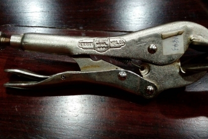 ขายคีมล็อกVISE-GRIP 9AC Made in USA.งานเก่าเก็บหลายสิบปี ขายคีมล็อกVISE-GRIP 9AC Made in USA.งานเก่าเก็บหลายสิบปี