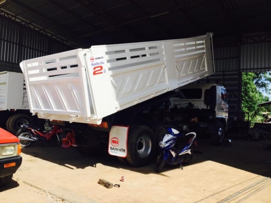 ขายรถบรรทุกสิบล้อดัมพ์ HINO mega เครื่อง 260 แรง ปี 47 กระบะดัมพ์สามมิตร มีระบบลากพ่วง รถสวยยางเต็ม ทะเบียนพร้อม