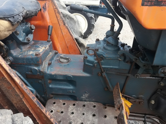 ขายคูโบต้าL2000สภาพดีพร้อมใช้งาน