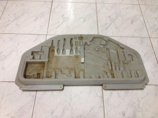 ขายกล่องเครื่องมือเปล่า e30 สภาพokไม่แตกหัก ราคา400 โทร0924462525โส กทม ขายกล่องเครื่องมือเปล่า e30 สภาพokไม่แตกหัก ราคา400 โทร0924462525โส กทม