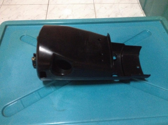 ขายตัวปิดแกนพวงมาลัย e30  สภาพokไม่แตกหัก ราคา300 โทร0924462525โส กทม