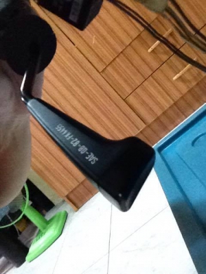 ขายก้านไฟเลี้ยว e30  สภาพokไม่แตกหัก สายไฟครบ ราคา400 โทร0924462525โส กทม