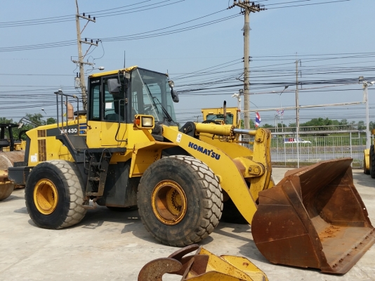 ขายรถตักล้อยาง WA430-6 ยี่ห้อ KOMATSU นำเข้าจากต่างประเทศแท้ 100\% สภาพสวย ไม่เคยใช้งานในไทย
