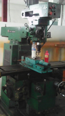 เครื่องมิลลิ่ง m3 auto 3 แกน พร้อม ลิเนียและ ปากกา tos kulim ของ เชกโก เครื่องนิ่งหนัก