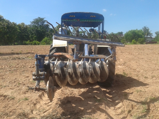 ขายรถไถฟอร์ด 6600 เสื้อt3 ใบดัน ผาน 6 คลาด