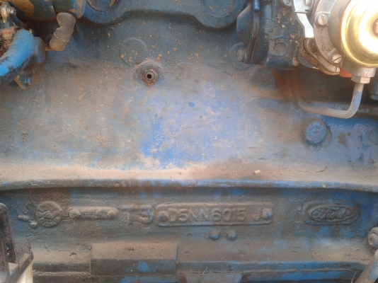 ขายรถไถฟอร์ด 6600 เสื้อt3 ใบดัน ผาน 6 คลาด