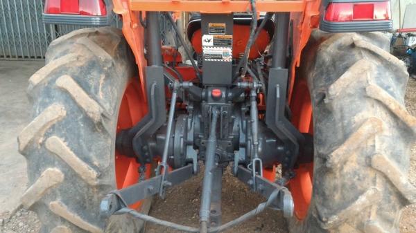 ขายรถไถ KUBOTA L4508 DI พร้อมดันหน้าตราช้าง ทะเบียนพร้อมโอน ราคา 245,000 DC Tractor Rayong 0818618678,0899347475 id line=0818618678 id line=0899347475 มีรถขนส่งบริการทั่วไทย https://www.facebook.com/DC-Tractor-Rayong-307154532717928/shop?ref=page_internal