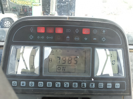 ขาย Ford 7840  เกียร์ 16x16 แอร์เย็นๆ รถนอกยังไมใช้ในไทย 540000บ.