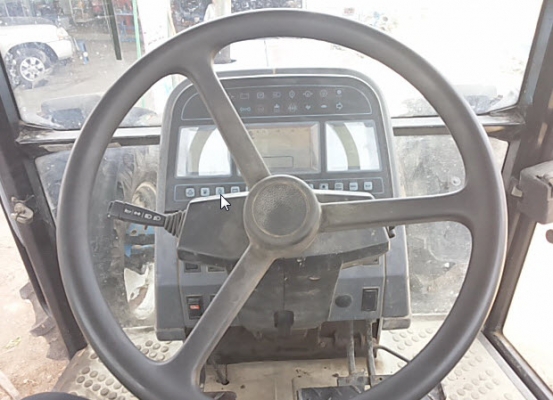 ขาย Ford 7840  เกียร์ 16x16 แอร์เย็นๆ รถนอกยังไมใช้ในไทย 540000บ.