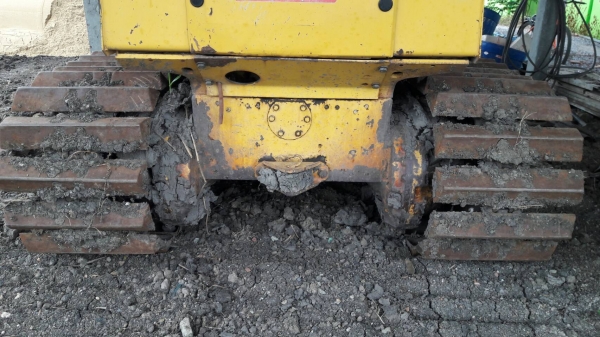 ขาย แทรคเตอร์ KOMATSU D20P-7E สภาพดี เครื่องดี  โซ่ดี  เอกสารครบ..พร้อมใช้ สนใจโทร 089-3818694 ดวงนภา