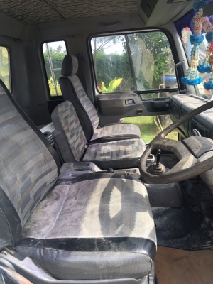 หัวเก๋ง HINO FM3M  สิงห์ไฮเทคสภาพเยี่ยม ไม่ผุ อะไหล่ครบทุกชิ้น ขาย 85,000 บาท