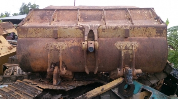 ขายบุ้งกี้ รถตัก CAT-953 สภาพสวย พร้อมใช้งาน ขาย 25,000 บาท