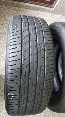 ขายยาง Bridgestone Turanza ER33MZ 215/55R17 สัปดาห์ที่ 31/12 จำนวน 4 เส้น สภาพตามรูป มีตำหนิ 1 เส้น โทร 0897400615 ขายยาง Bridgestone Turanza ER33MZ 215/55R17 สัปดาห์ที่ 31/12 จำนวน 4 เส้น สภาพตามรูป มีตำหนิ 1 เส้น โทร 0897400615