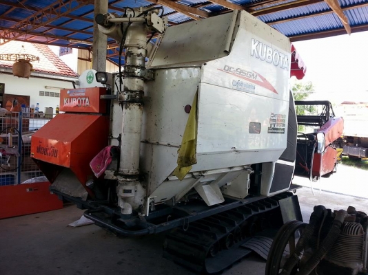 ขายรถเกี่ยวข้าว KUBOTA DC95GM ปี54 ใช้งานน้อย เกี่ยวแต่นาปี รถสวยสภาพดี เอกสารถูกต้อง เล่มทะเบียนพร้อมโอน ราคา680,000 สนใจโทร 090-8588220คุณนะ 093-3258446คุณบิว หรือเข้าดูสินค้าอื่นๆได้ที่ www.narong2truck.com หรือ www.truck.in.th/498 หรือเพจFacebook ณรงค