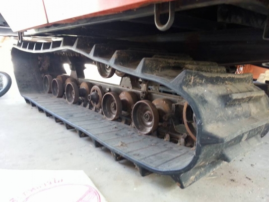 ขายรถเกี่ยวข้าว KUBOTA DC95GM ปี54 ใช้งานน้อย เกี่ยวแต่นาปี รถสวยสภาพดี เอกสารถูกต้อง เล่มทะเบียนพร้อมโอน ราคา680,000 สนใจโทร 090-8588220คุณนะ 093-3258446คุณบิว หรือเข้าดูสินค้าอื่นๆได้ที่ www.narong2truck.com หรือ www.truck.in.th/498 หรือเพจFacebook ณรงค