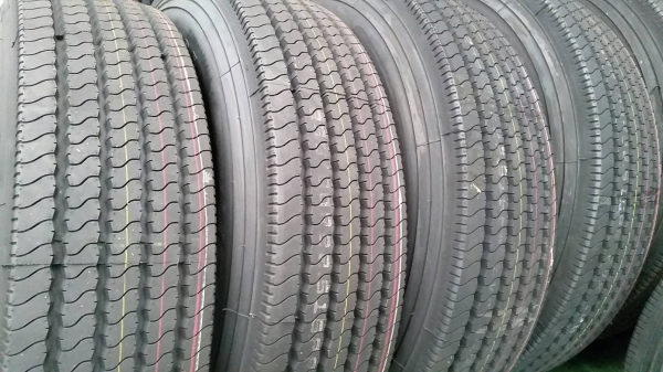 ยางรถบรรทุกราคาถูก 295/80-22.5 โอตานิ