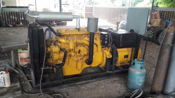 ขายเครื่องปั่นไฟขายตัวละ 220,000 สนใจโทร 089-8251980 และ 061-6719817 ขายเครื่องปั่นไฟขายตัวละ 220,000 สนใจโทร 089-8251980 และ 061-6719817