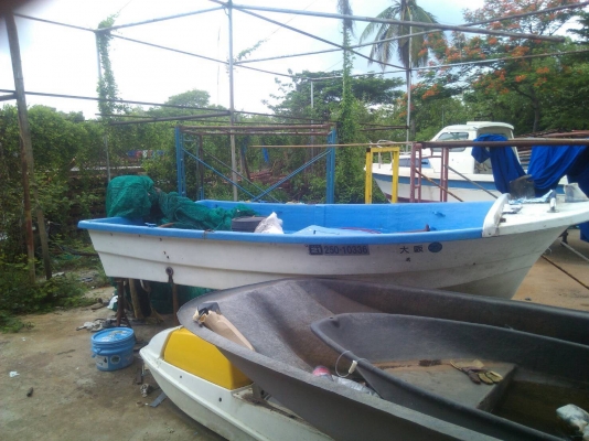 ขายเรือนำเข้าจากญี่ปุ่น ราคาถูกกว่านำเข้า มีให้เลือกหลายลำ ล้างสต๊อก 0824454522 คุณนิ้ง