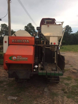 ขายรถเกี่ยวข้าว KUBOTA DC70 รองกระสอบ ปี56 ใช้งานน้อย 1235ชั่วโมง รถบ้าน เกี่ยวแต่ข้าวนาปี รถสวยสภาพดีมาก เอกสารถูกต้อง เล่มทะเบียนพร้อมโอน ราคา460,000 สนใจโทร 090-8588220คุณนะ 093-3258446คุณบิว หรือเข้าดูสินค้าอื่นๆได้ที่ www.narong2truck.com หรือ www.tr