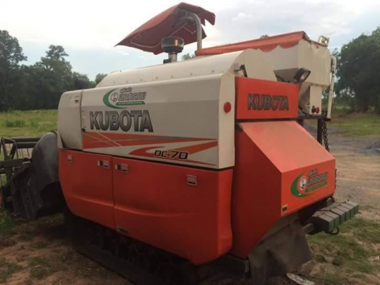 ขายรถเกี่ยวข้าว KUBOTA DC70 รองกระสอบ ปี56 ใช้งานน้อย 1235ชั่วโมง รถบ้าน เกี่ยวแต่ข้าวนาปี รถสวยสภาพดีมาก เอกสารถูกต้อง เล่มทะเบียนพร้อมโอน ราคา460,000 สนใจโทร 090-8588220คุณนะ 093-3258446คุณบิว หรือเข้าดูสินค้าอื่นๆได้ที่ www.narong2truck.com หรือ www.tr