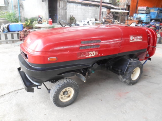 รถฉีดพ่นยา MARUNAKA L4-520D พร้อมใช้งาน