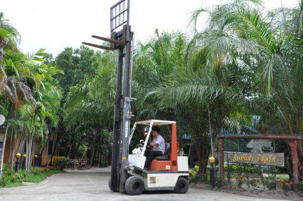 ((ลดกระหน่ำ))ขายFORKLIFT NISSAN FG25 ใหม่สุด(2.5ตัน)(งาสไลด์) เสา4เมตร สวยเดิมจากญี่ปุ่น ยังไม่เคยใช้ในไทย 165,000เท่านั้น!!