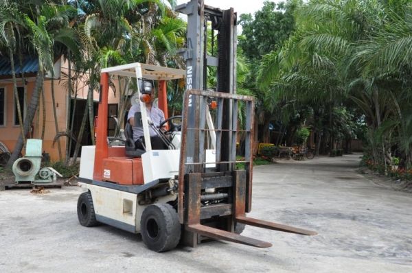((ลดกระหน่ำ))ขายFORKLIFT NISSAN FG25 ใหม่สุด(2.5ตัน)(งาสไลด์) เสา4เมตร สวยเดิมจากญี่ปุ่น ยังไม่เคยใช้ในไทย 165,000เท่านั้น!!