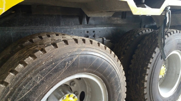 สิบล้อ ฮีโน่ FM227L EM100-220 สโลส 2เพา สภาพดีสวยเดิมๆแอร์เย็นๆพร้อมใช้ ทะเบียนพร้อมโอน สิบล้อ ฮีโน่ FM227L EM100-220 สโลส 2เพา สภาพดีสวยเดิมๆแอร์เย็นๆพร้อมใช้ ทะเบียนพร้อมโอน