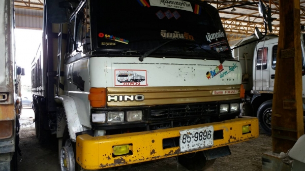 สิบล้อ ฮีโน่ FM227L EM100-220 สโลส 2เพา สภาพดีสวยเดิมๆแอร์เย็นๆพร้อมใช้ ทะเบียนพร้อมโอน สิบล้อ ฮีโน่ FM227L EM100-220 สโลส 2เพา สภาพดีสวยเดิมๆแอร์เย็นๆพร้อมใช้ ทะเบียนพร้อมโอน