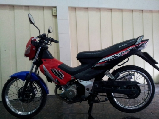 เจ้าของรถขายเอง*  รถไม่ต้องซ่อมใช้งานได้เลย รถปี 2544 ไมล์ 29065 ราคาขาย 12000  บาท  ติดต่อ คุณธนาเดช  089 404 6527