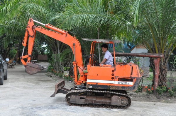 ลดกระหน่ำ!!ขายแบคโฮ IHI PC30 เดิมจากญี่ปุ่น ทำงานสมบูรณ์ทุกระบบ รับรองไม่ผิดหวัง 125,000 เท่านั้น!!