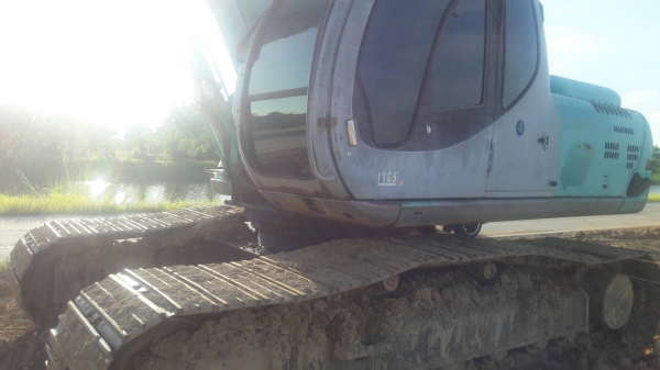 ขายแม็คโค มาร์สไฟ ซุปเปอร์ 200 สภาพดีพร้อมใช้ ไฟฟ้าเต็ม จอเตี้ย ทะเบียนพร้อม ขายแม็คโค มาร์สไฟ ซุปเปอร์ 200 สภาพดีพร้อมใช้ ไฟฟ้าเต็ม จอเตี้ย ทะเบียนพร้อม