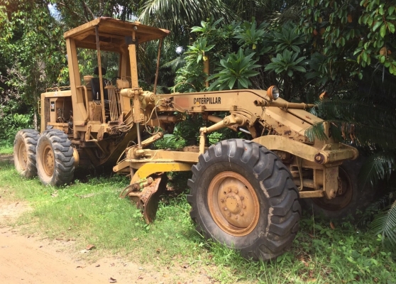 ขายรถเกรด CATERPILLAR 61M 12G เครื่องหัวฉีดเช็มเม่อ สภาพสวย สนใจโทร 081-970-1072