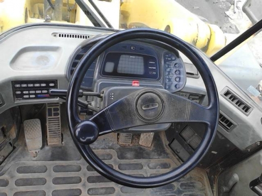 KOMATSU รุ่น WA 400-3 KOMATSU รุ่น WA 400-3