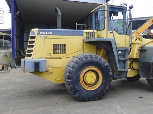 KOMATSU รุ่น WA 400-3 KOMATSU รุ่น WA 400-3
