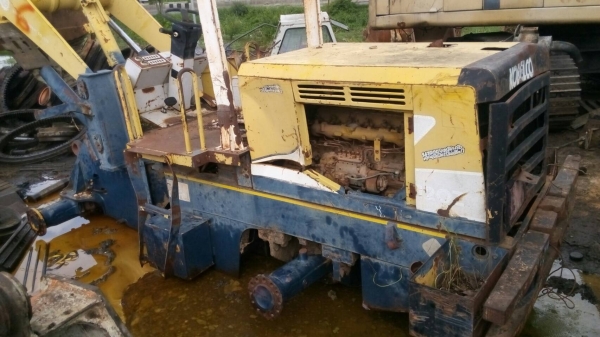 ขายรถตักล้อยาง โกเบโก้ รุ่น LK-120-2 เครื่องอีซุซุ 4 -BD-1-T เทอร์โบสภาพสวย ขาดยาง ขายไม่แพงครับ