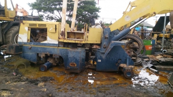 ขายรถตักล้อยาง โกเบโก้ รุ่น LK-120-2 เครื่องอีซุซุ 4 -BD-1-T เทอร์โบสภาพสวย ขาดยาง ขายไม่แพงครับ