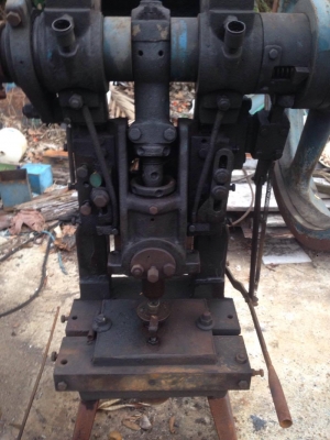 ขายเครื่องปั้ม มี15กับ20ตัน