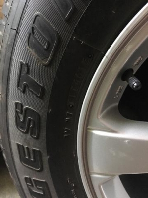 ล้อแม็ก ISUZU BLUE POWER พร้อมยาง 245 70 16 สภาพใหม่ ยางปลายปี 15 ดอกนิ่มๆ ล้อแม็ก ISUZU BLUE POWER พร้อมยาง 245 70 16 สภาพใหม่ ยางปลายปี 15 ดอกนิ่มๆ