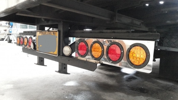 ขายถาดสไลด์ญี่ปุ่น UNIC พร้อมอุปกรณ์ครบ 150,000 บาท