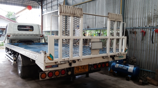 ขายถาดสไลด์ญี่ปุ่น UNIC พร้อมอุปกรณ์ครบ 150,000 บาท