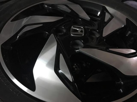 ล้อแม็กซ์ Honda Mobilio ขอบ15 ใส่ 4รู 100 เงาๆ